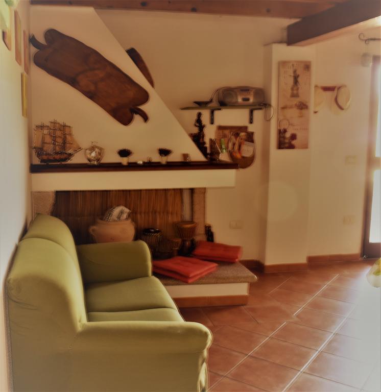 La Ginestra Guest House Orosei Exterior photo